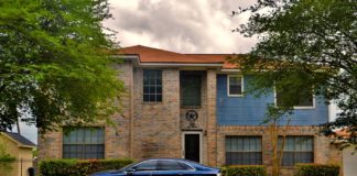 Louer une voiture avec chauffeur pour un déplacement serein