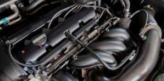 Quels sont les éléments qui constituent un moteur de voiture ?