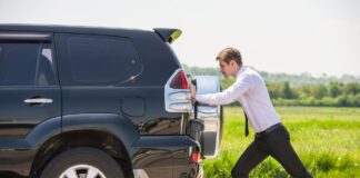 Comment bouger une voiture automatique en panne : conseils pratiques et solutions Comment bouger une voiture automatique en panne